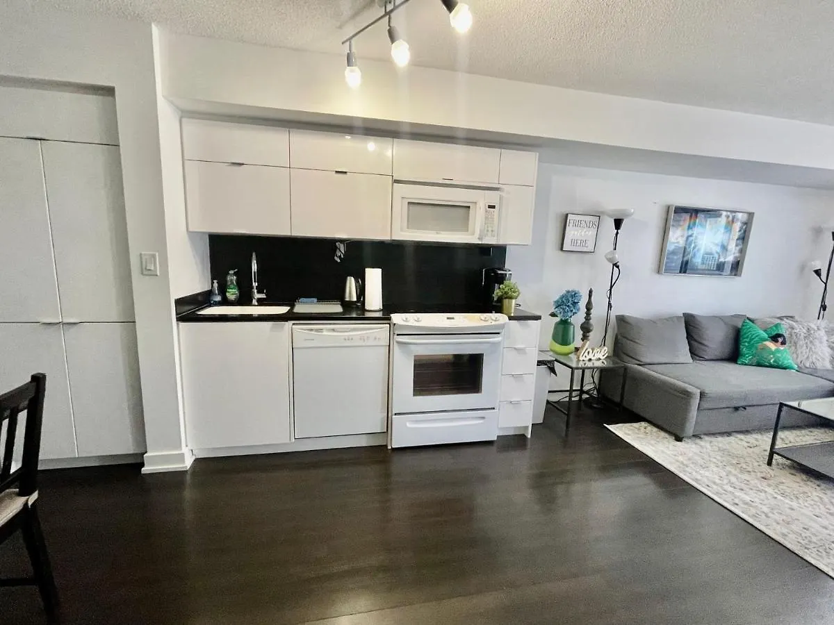 Waterfront Luxury Boutique Suites Toronto Apartment